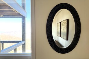 Interior - Highlands 17 with Wintergreen Advantage (Wintergreen)