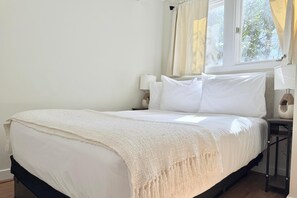 2 bedrooms, Internet, bed sheets - Eagles Court 19 with Wintergreen Advantage (Wintergreen)