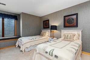 2 chambres, accĂšs Internet, draps fournis