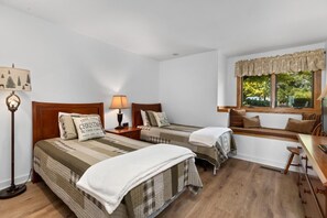 2 habitaciones, acceso a internet y ropa de cama