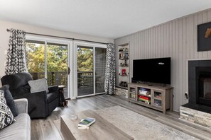 TV - Stoneridge 29 with Wintergreen Advantage (Wintergreen)