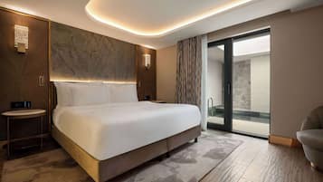 Executive-Suite (Relaxing Pool) | Hochwertige Bettwaren, Daunenbettdecken