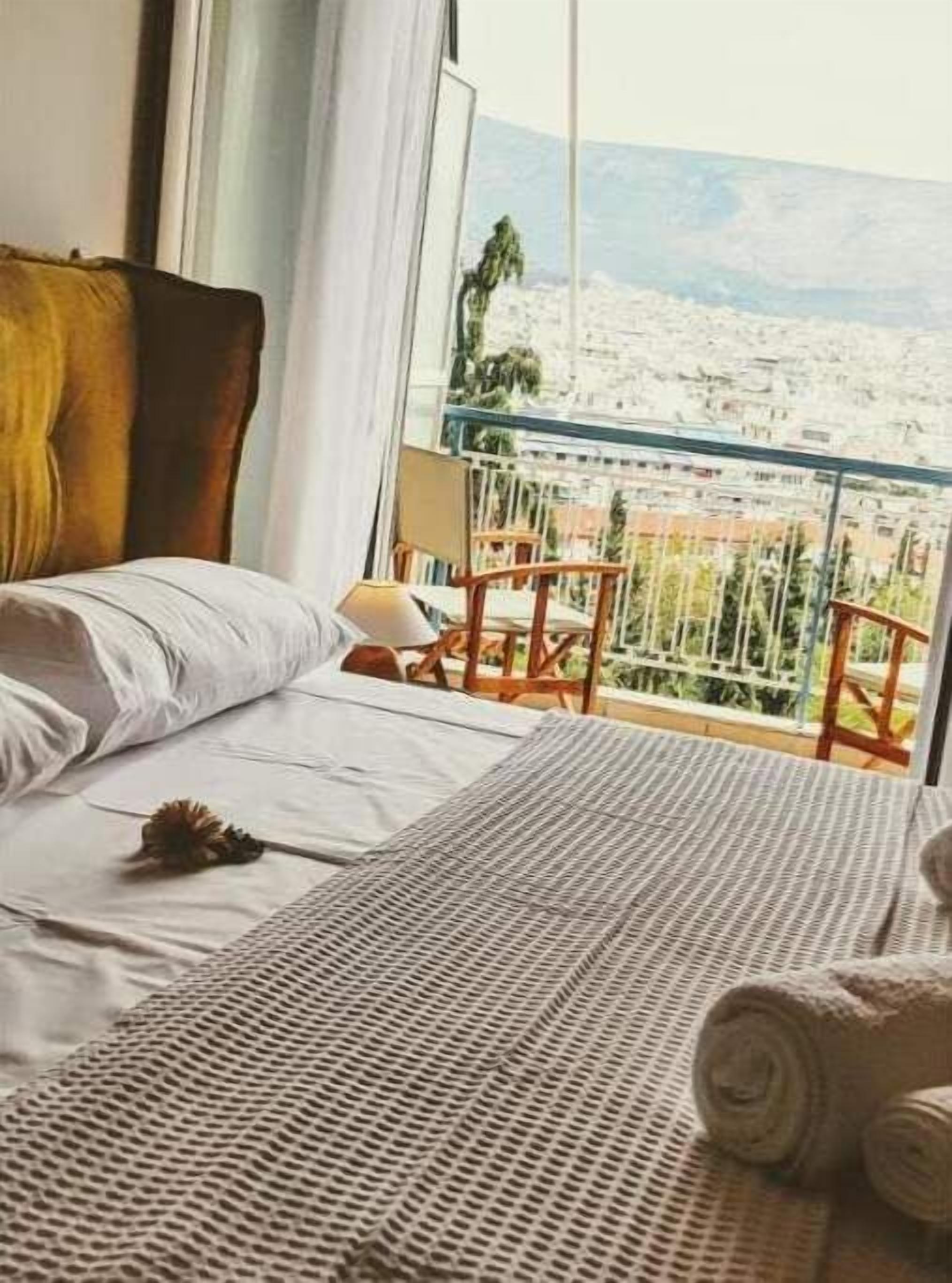 2 Schlafzimmer, Schreibtisch, Bügeleisen/Bügelbrett, Reisekinderbett