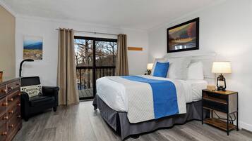 1 bedroom, iron/ironing board, internet, bed sheets