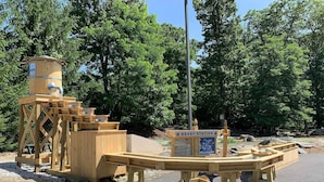 Children’s area - Timbers Studio 18 with Wintergreen Advantage (Wintergreen)