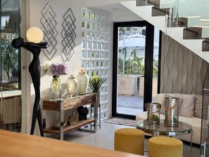 Reception - Hotel Tepeu (Flores)