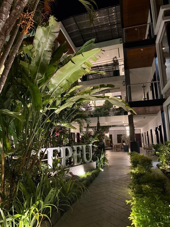 Exterior - Hotel Tepeu (Flores)