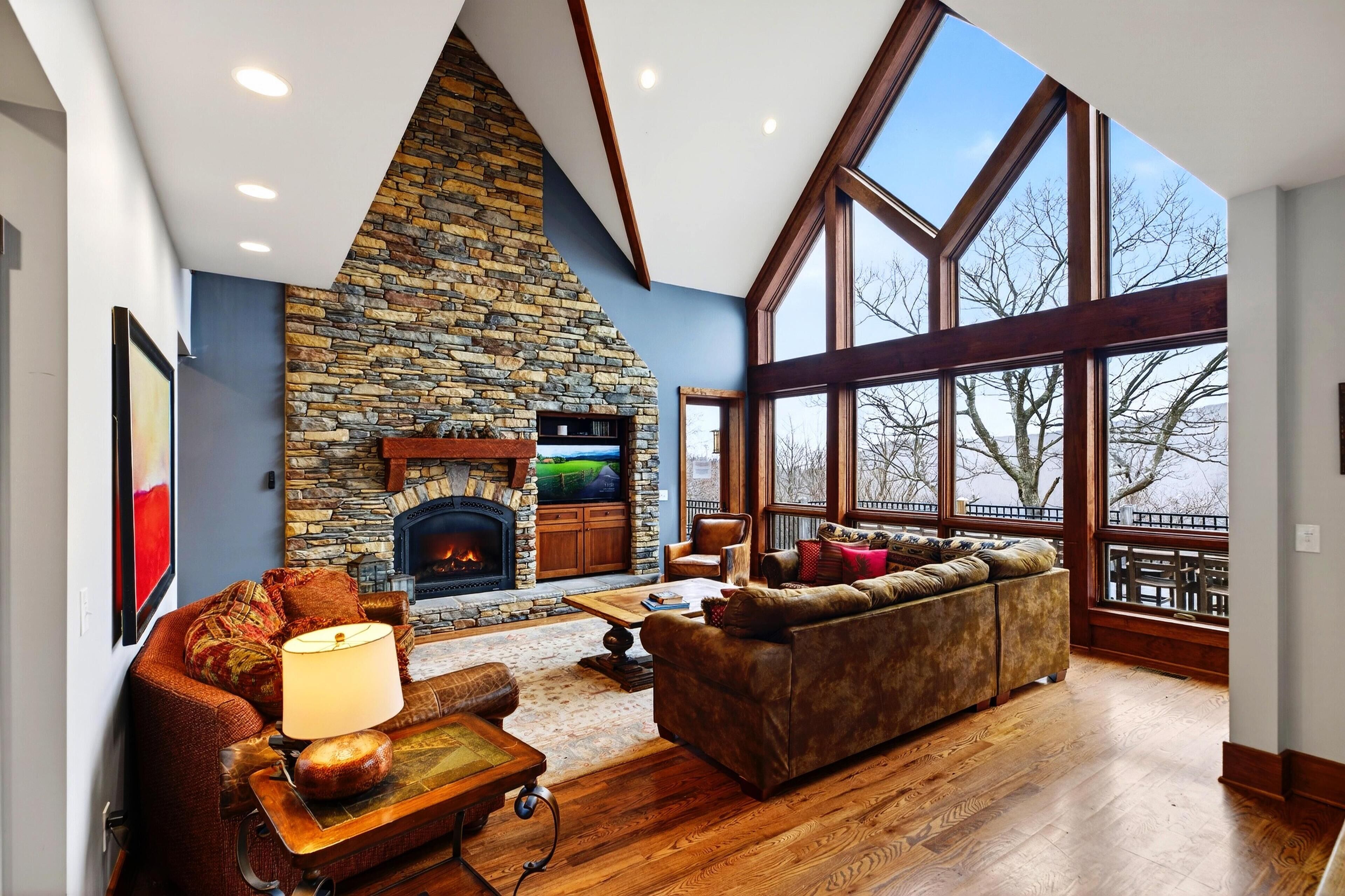 Télévision, cheminée, baby-foot