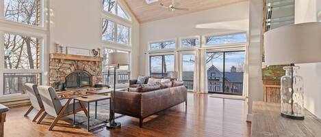 TV, fireplace, offices