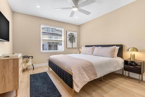 3 Schlafzimmer, Schreibtisch, Bügeleisen/Bügelbrett, kostenloses WLAN