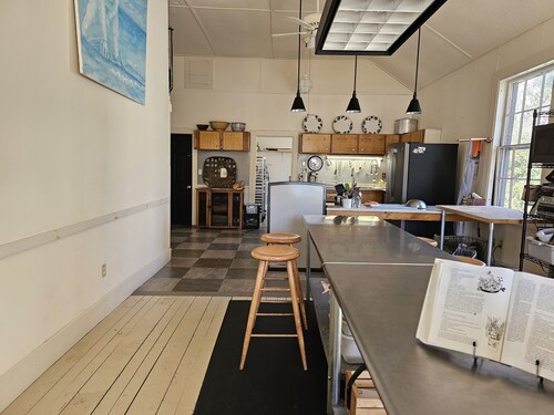 Charming Historic Loft Apartment in Waldoboro. Once an Army Post & Dance Hall.