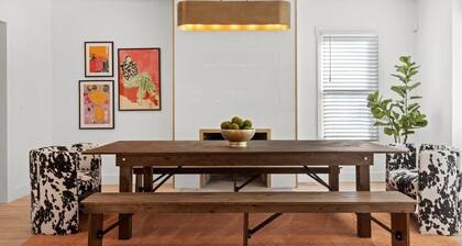 Spacious Detroit Retreat • Sleeps 16 • Parking