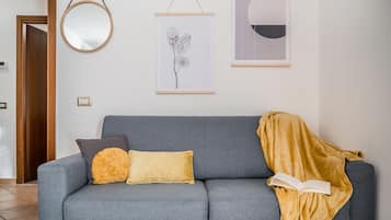 Smart TV, books
