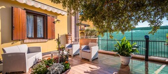 Amazing House with Garden - Motor Valley - Free Wi-fi e Netflix