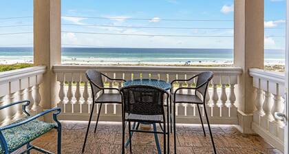 Beach Front- HEATED Inground Pool-Hot Tub-Arcade Games-New Interior Decor