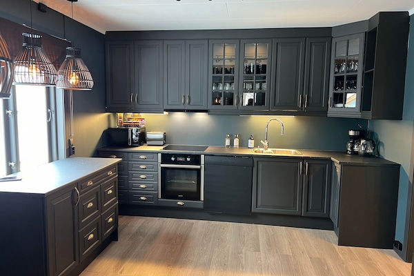 Deluxe Villa | Private kitchen | Electric kettle