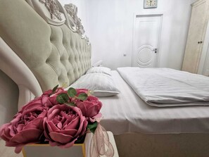 2 chambres, fer et planche à repasser, Wi-Fi, literie fournie
