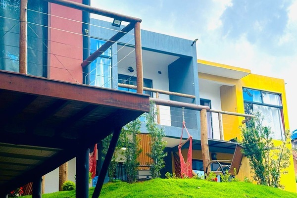 Fachada da propriedade