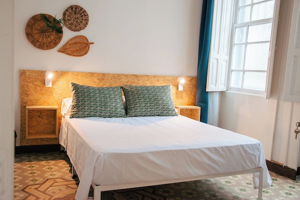 1 bedroom, free WiFi, bed sheets