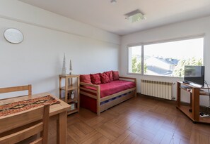 经典公寓 | 起居区 | 平板电视