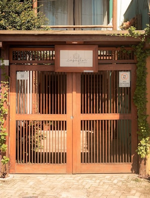 Exterior detail - Mar e rio Orla Itacaré - Casa Flor (Itacaré)