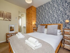 4 bedrooms, free WiFi, bed sheets
