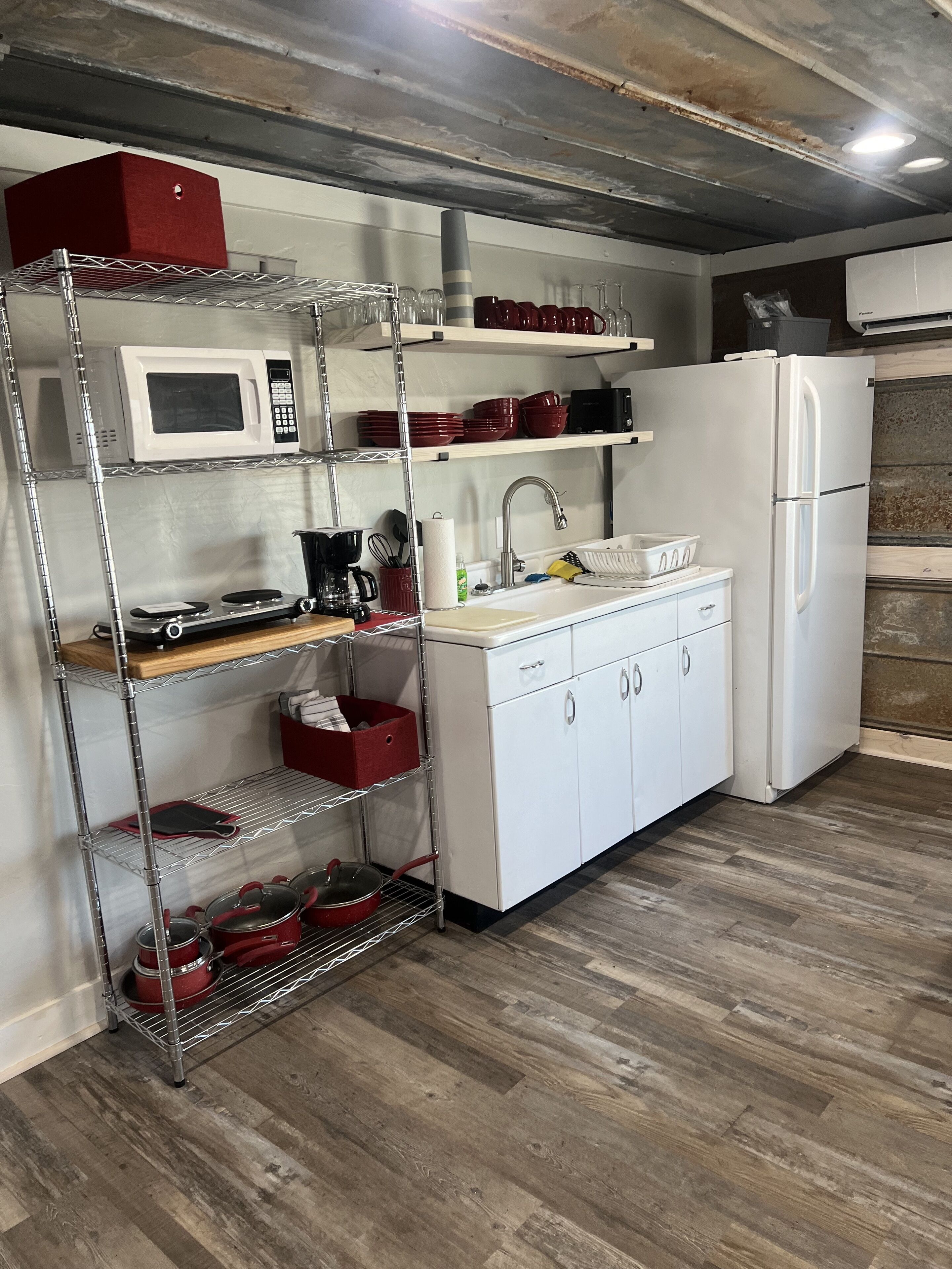 Microwave, stovetop, paper towels