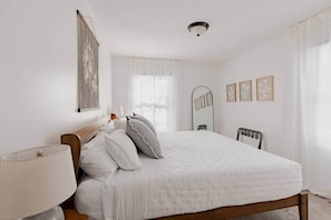 3 bedrooms, iron/ironing board, WiFi