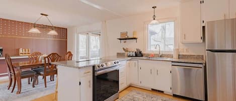 Wasserkocher mit Kaffee-/Teezubehör, Wasserkocher, Mixer, Kaffeemühle