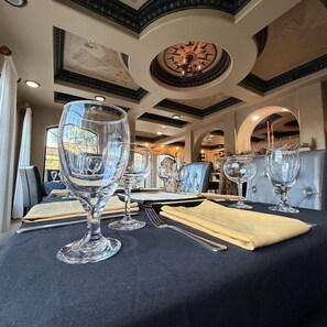 Dining - Tranquil Tides: Spanish-Med Living at Ocean Lodge (St Simons Island)