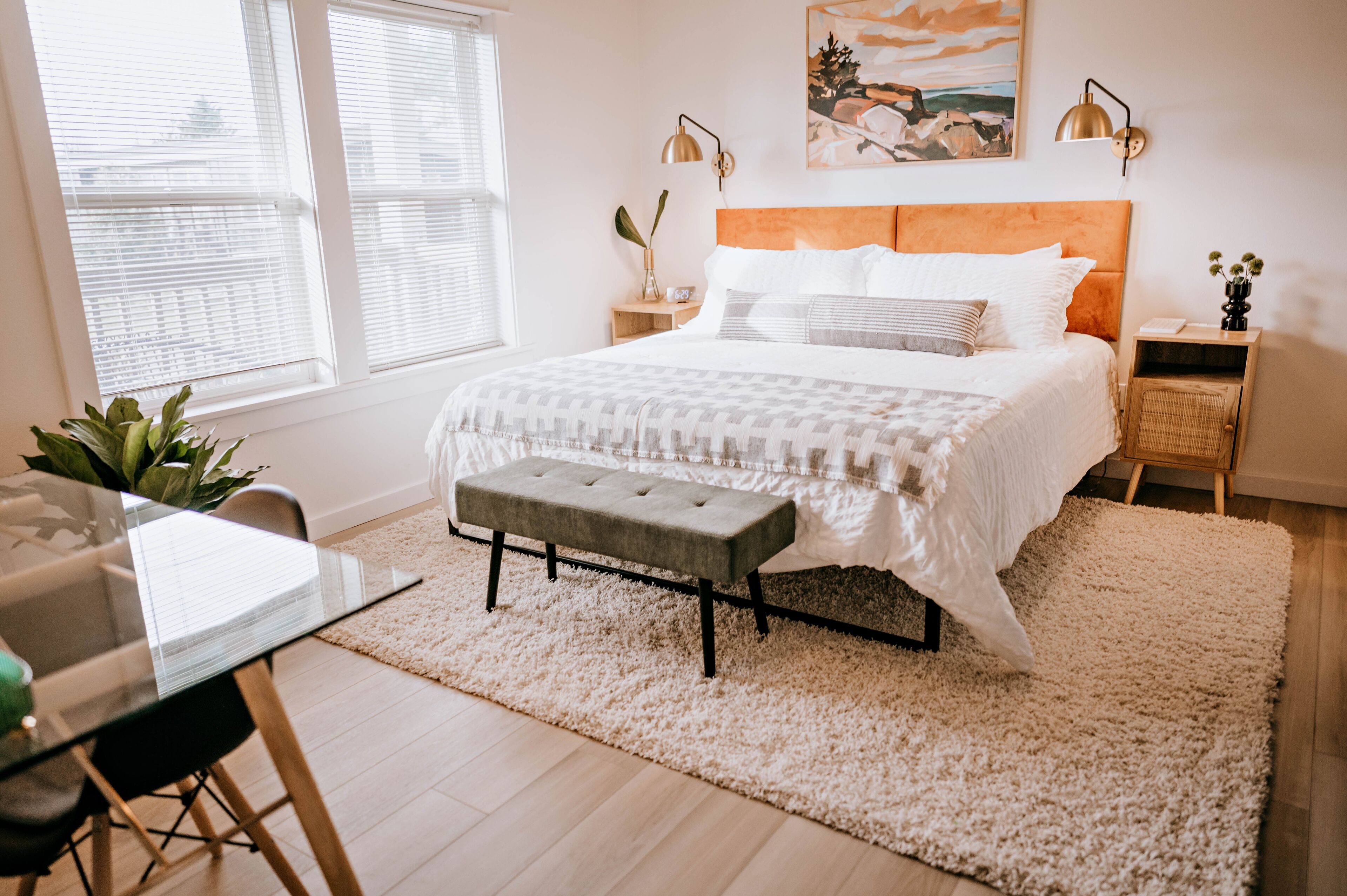 3 bedrooms, travel crib, free WiFi, bed sheets