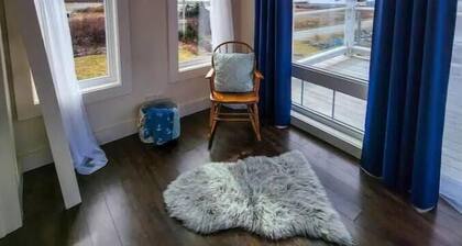 Rolling Waves Ocean View Retreat. Escape to peace and tranquility.