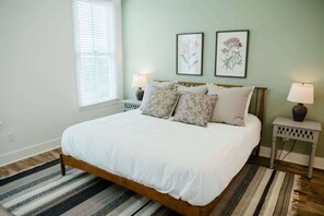 4 Schlafzimmer, Bügeleisen/Bügelbrett, WLAN, Bettwäsche