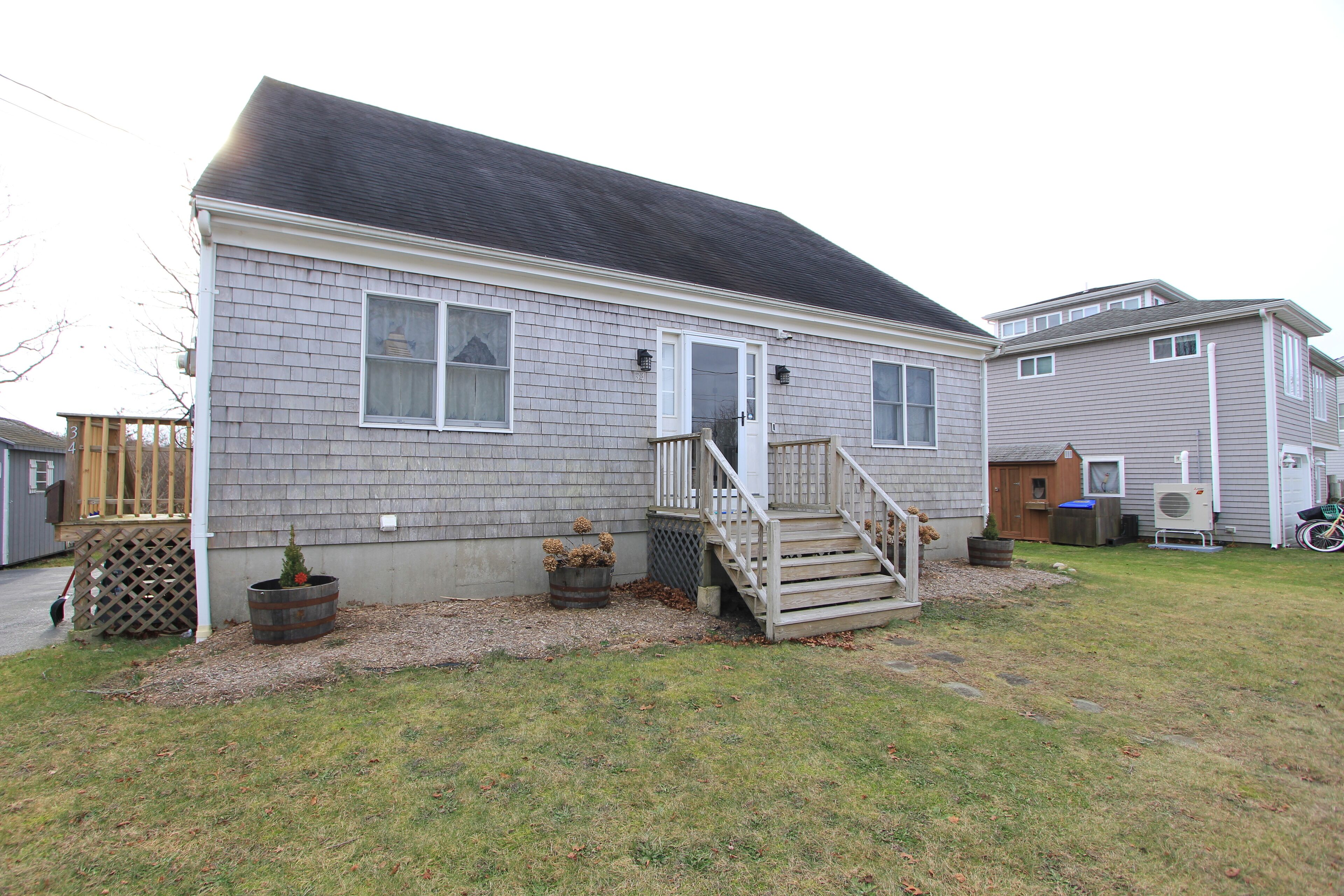 34 Canal View- 5-night min stay! Scenic home by Canal: Fishing, Biking, Views!