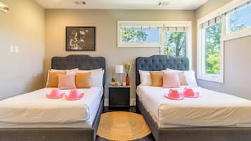 House (3 Bedrooms) | 3 bilik tidur, cadar katil