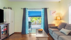 Interior - Prime Old Town Location w/ Pool, Walk to Duval Steet Blue Heron by Avantstay (Key West)