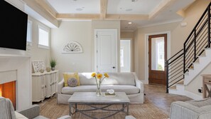 Casa (Multiple Bedrooms) | Interni