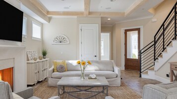 House (Multiple Bedrooms) | Interior