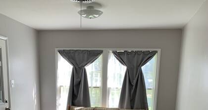 Cozy home on the South end of Boerne. Peaceful quiet neighborhood.