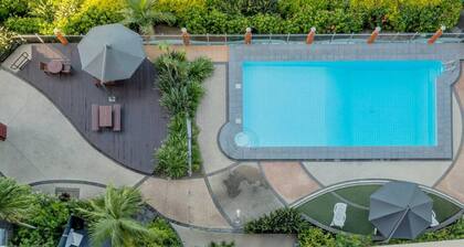 Studio 908 - Panoramic Oceanviews On The Strand