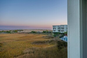 Exterior - Almost Heaven-Beyond Breathtaking Views! (Carolina Beach)