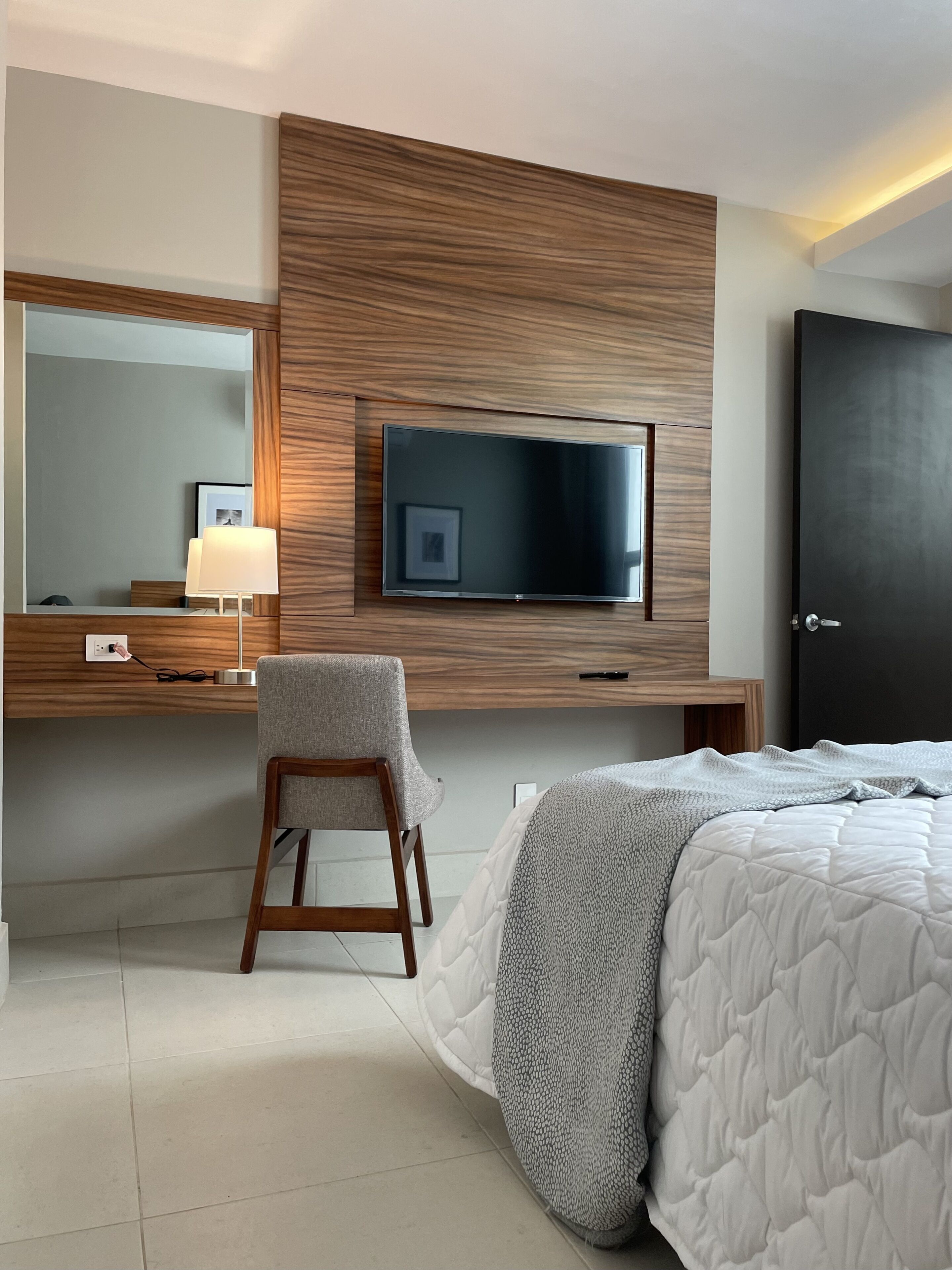 Deluxe-Apartment, Terrasse | Hochwertige Bettwaren, Daunenbettdecken, individuell dekoriert