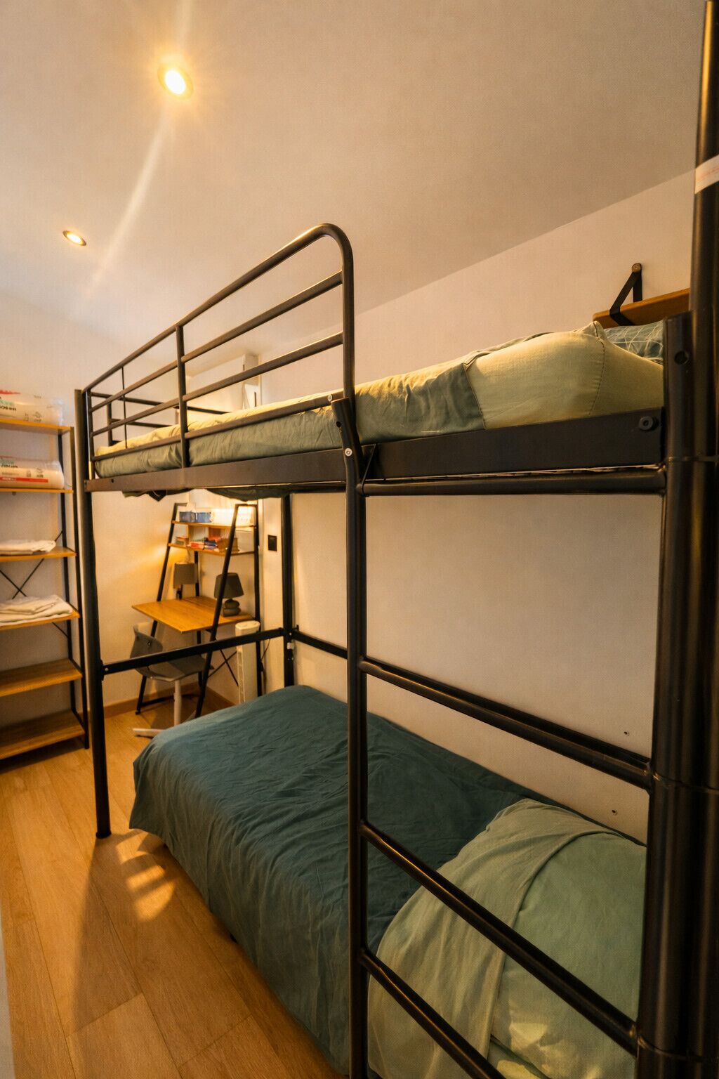 2 bedrooms, iron/ironing board, travel cot, WiFi