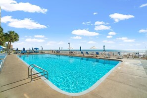Beheizter Pool