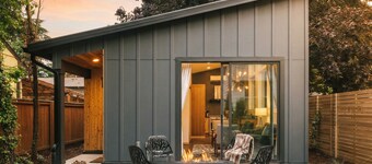 Dwell | Upscale Woodstock Retreat | Walk to Dining