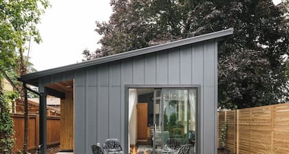 Dwell | Upscale Woodstock Retreat | Walk to Dining