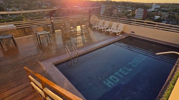 Outdoor pool, pool loungers
