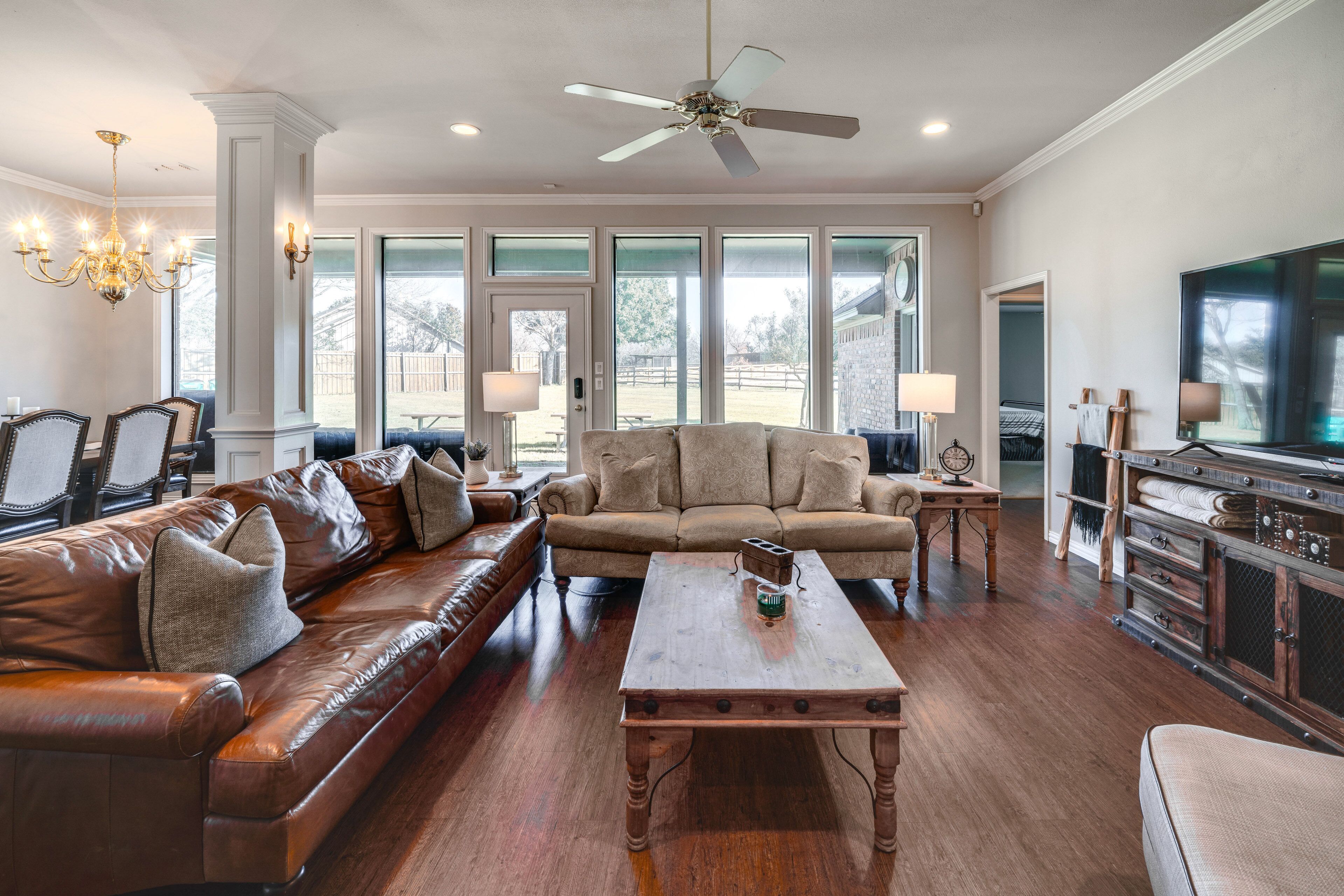 Una televisión, videojuegos