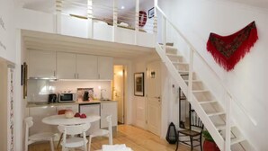 Interior - Casa Inteiro em: Lisboa, Portugal (Lisboa)