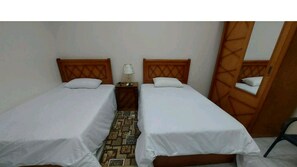 Comfort Twin Room | 1 bedroom, Egyptian cotton sheets, premium bedding, pillowtop beds